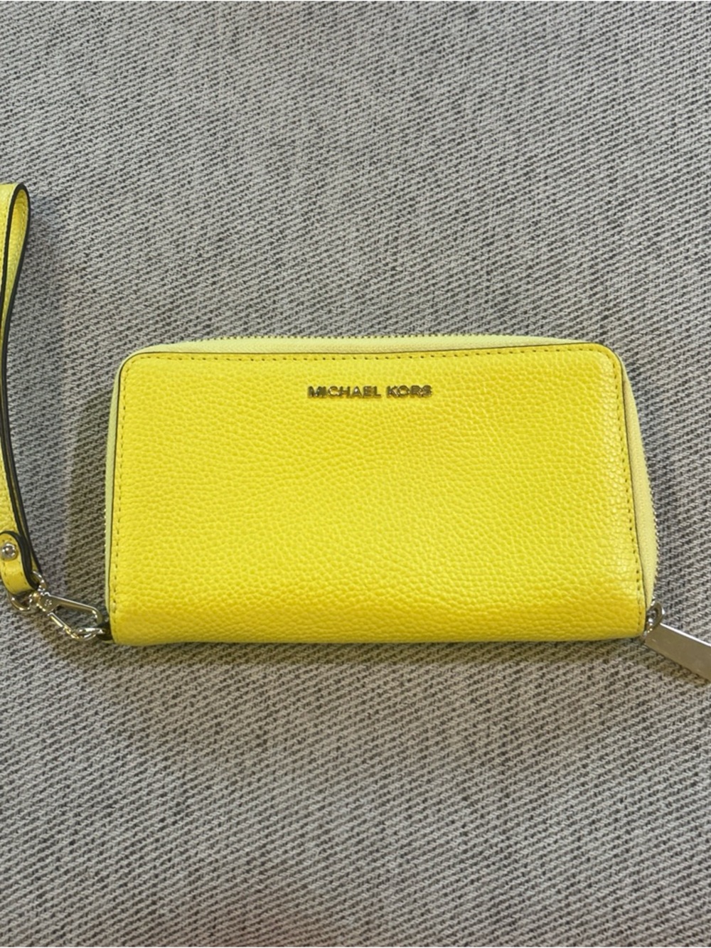 Michael Kors Bright Yellow Zip Wristlet - Picture 2 of 5